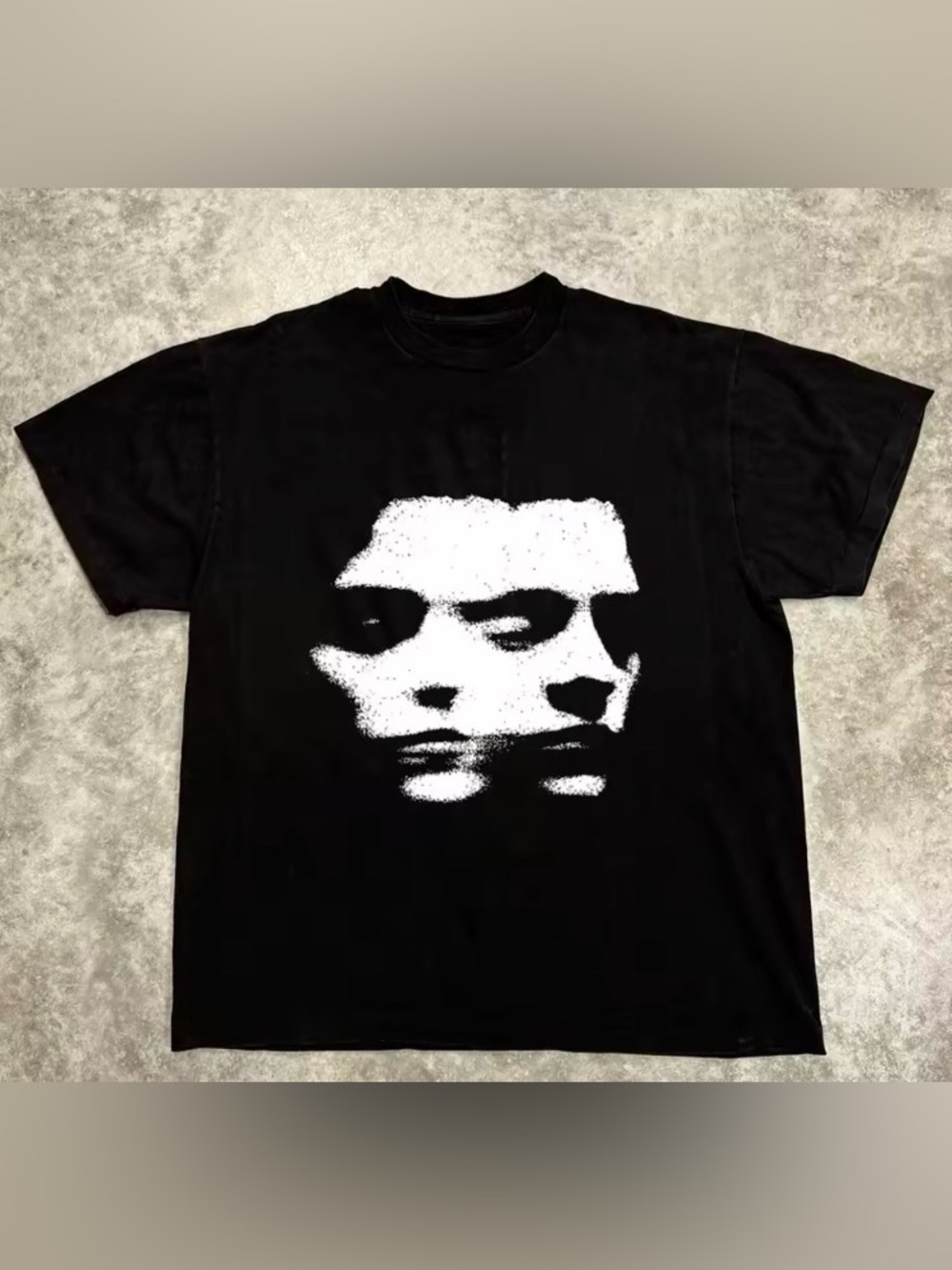 Black Short Sleeve Graphic Face Print Tee - Unbranded